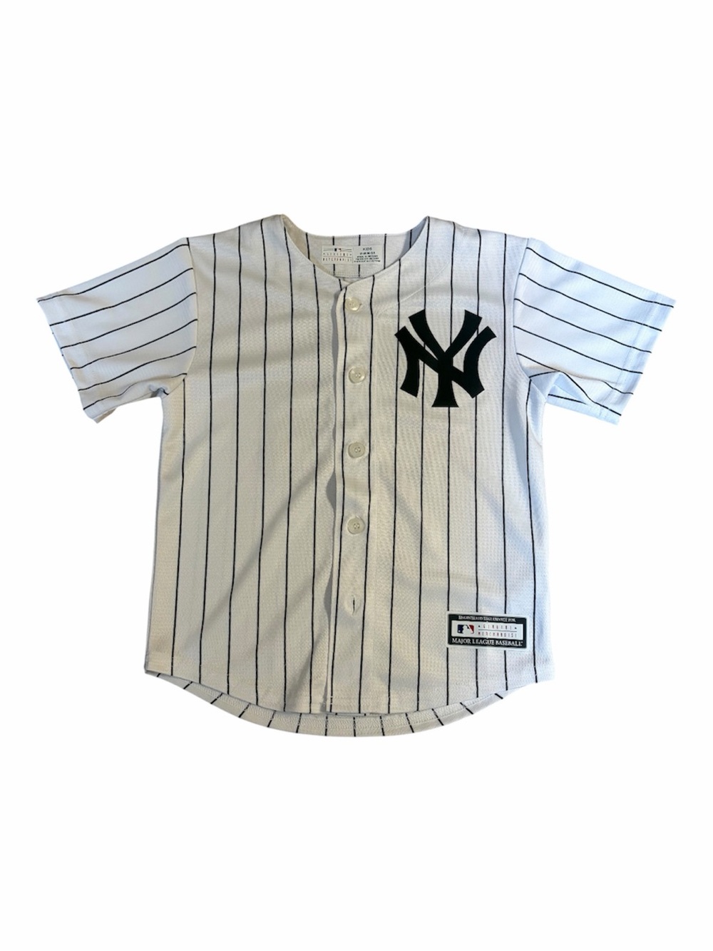Boys New York Yankees Aaron Judge #99 Shirt Jersey Style Tee Baseball Fan  NWOT